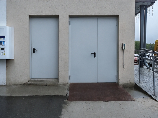 Огнестойкие двери