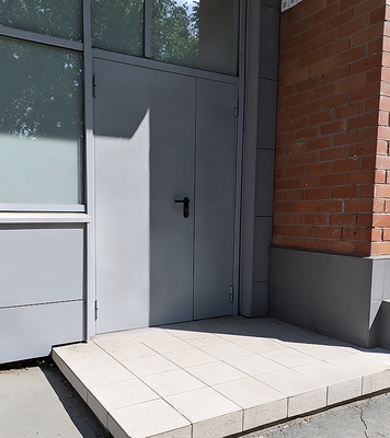 Полуторная глухая дверь ei 60