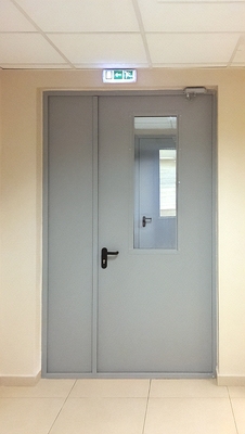 С окном и огнестойкостью ei-60