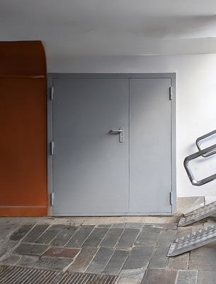 Дверь нестандартных размеров