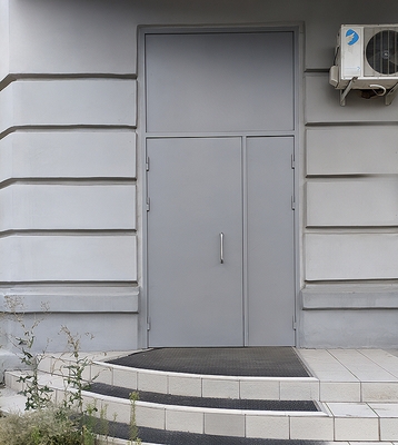 С верхней вставкой